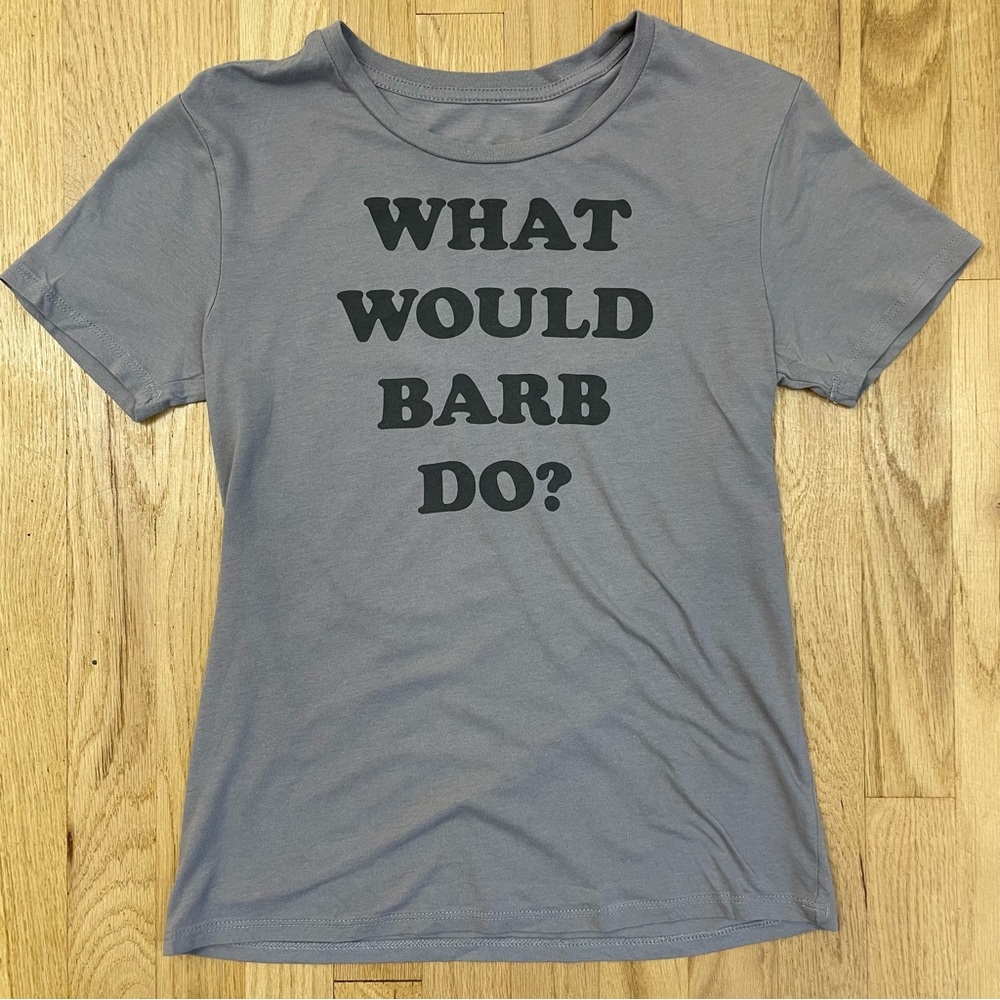 Stranger Things T-Shirt Gray Small What would Barb Do? Graphic TV Show Tee